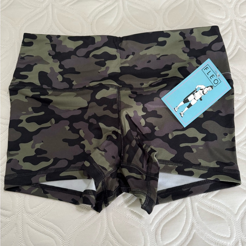 Fleo - Camo NWT (M)